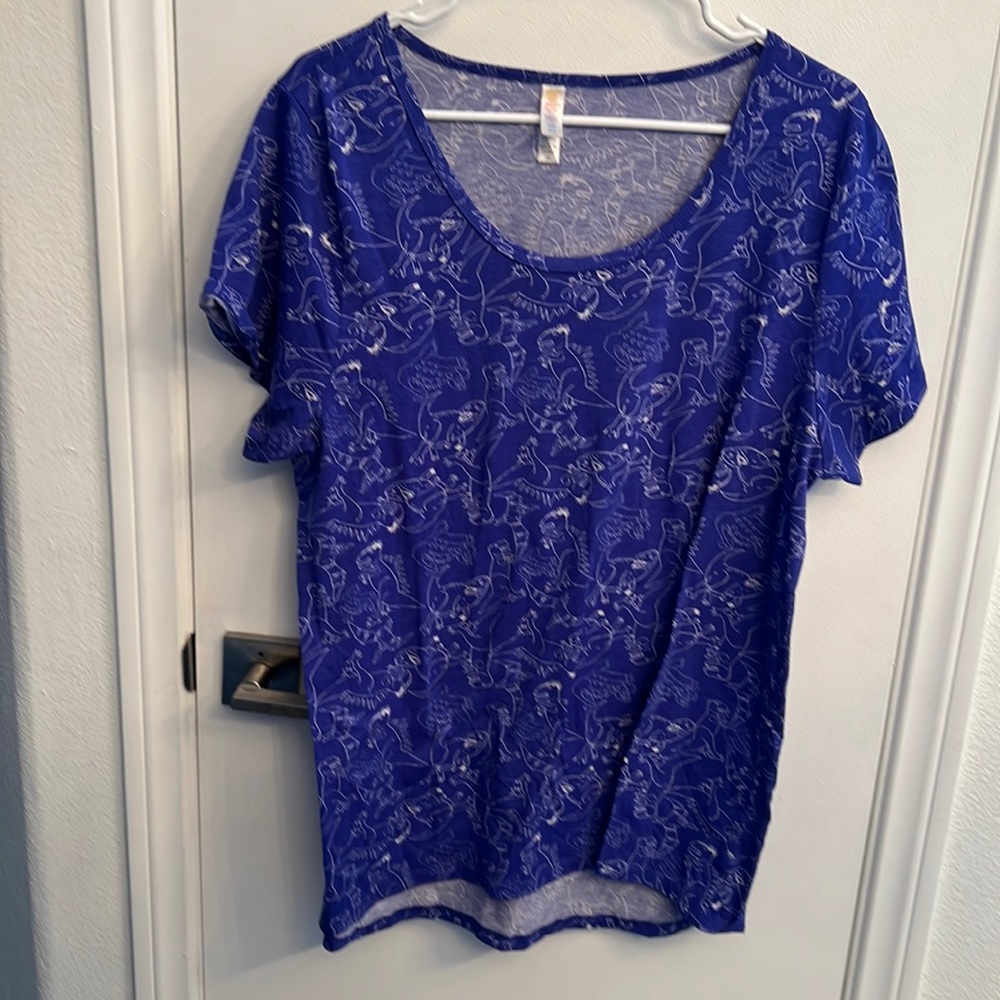 2XL blue and white dinosaur patterned Irma by lularoe